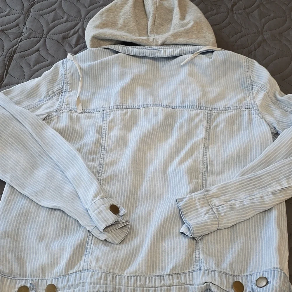 Michael Stars Blue Striped Shirt Jacket - Picture 11 of 11